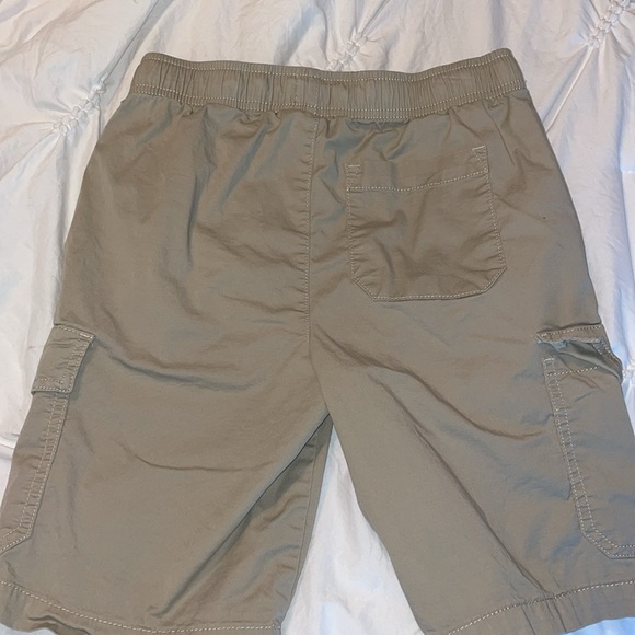 EUC - boys medium 10/12 - True Craft - elastic waist khaki shorts - Picture 8 of 8